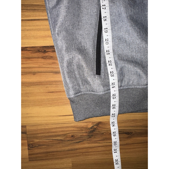 Reebok Men’s XL Hooded Softshell Jacket Gray Fleece Lined Zip Pockets - Picture 6 of 11